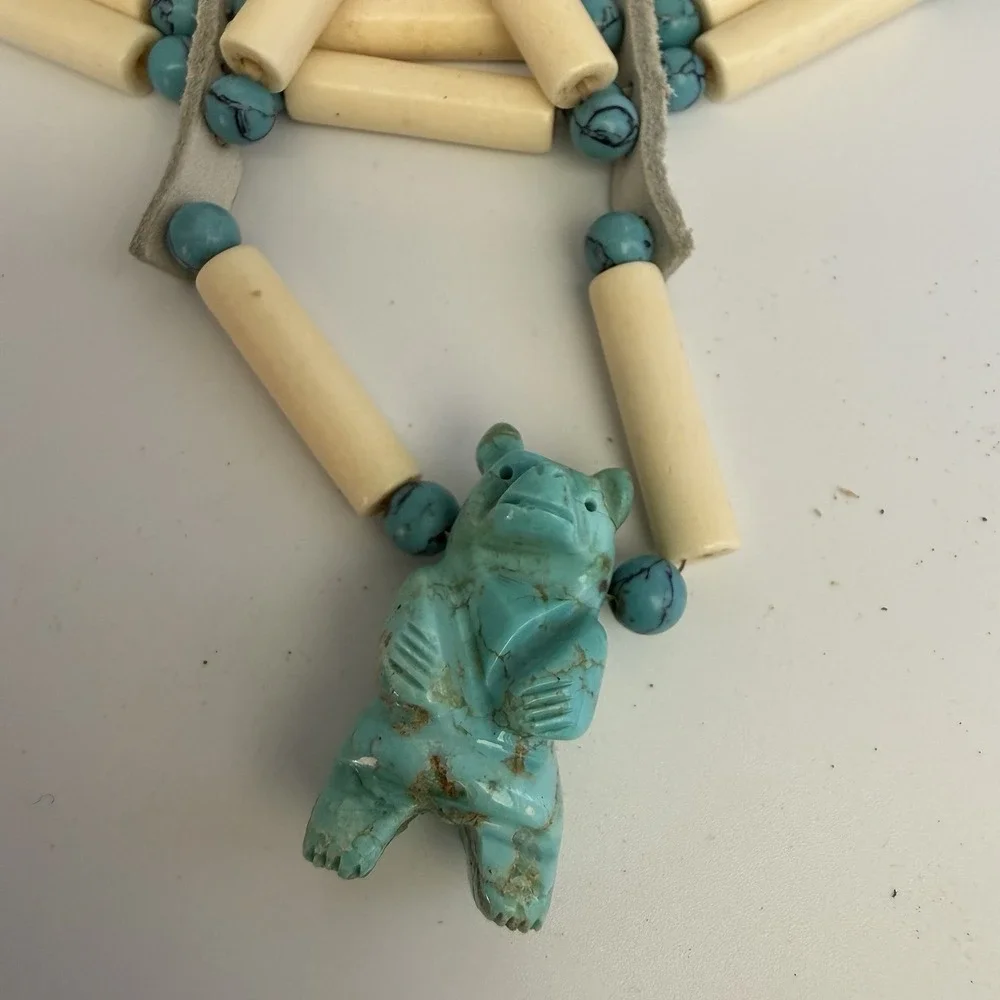 Native‎ American Turquoise Animal Bear Bird Fetish Necklace, Copper Clasp